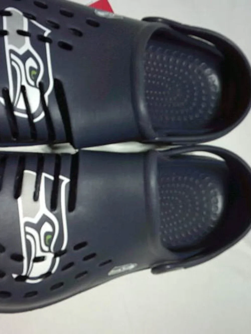 NEW FOCO NFL SEATTLE SEAHAWKS CLOG STYLE SANDALS SHOES SLIPPERS SIZE L 11-12 🏈